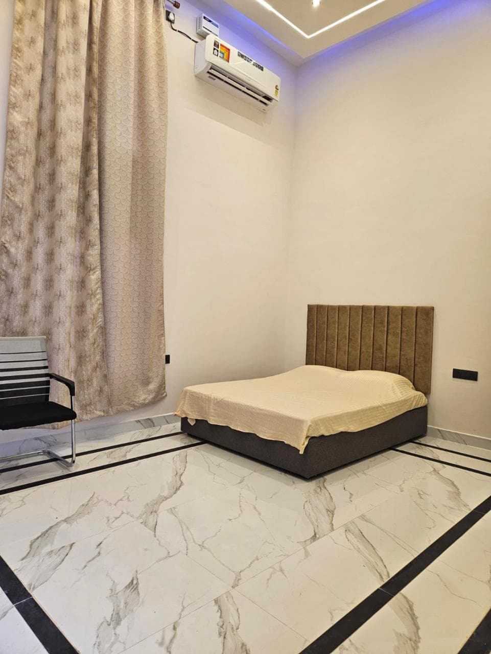 Jaipur Pink Fort stay at The Amaltaas Fort